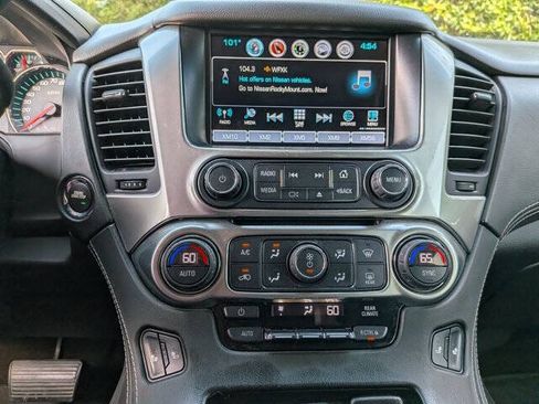 Used 2017 Chevrolet Suburban LT AWD/4WD image 21