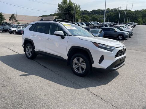 Certified 2025 Toyota RAV4 XLE w/ Weather Package AWD/4WD image 6