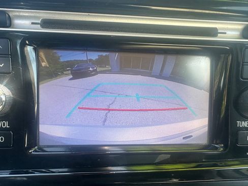 Used 2018 Toyota Prius C One FWD image 16