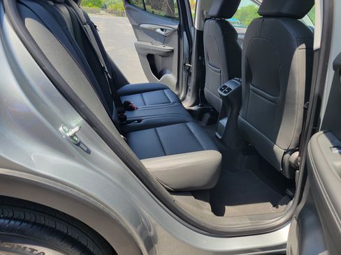 Certified 2025 Buick Envision Preferred AWD/4WD image 30