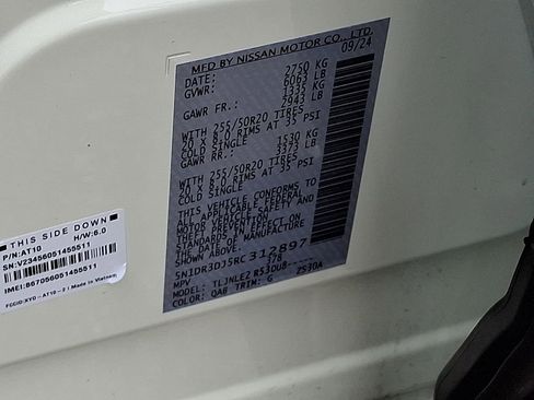 Used 2024 Nissan Pathfinder Platinum w/ Cargo Package image 30