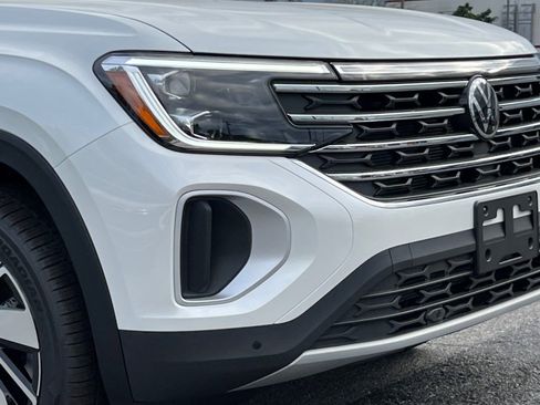 New 2026 Volkswagen Atlas SE image 2