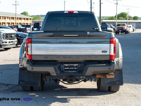 Used 2019 Ford F350 Platinum w/ Platinum Ultimate Package image 7