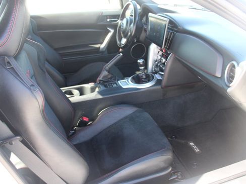 Used 2017 Subaru BRZ Limited w/ Performance Package RWD image 15