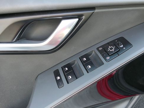 Used 2023 Kia Niro EX image 14