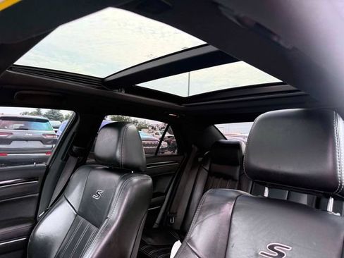 Used 2018 Chrysler 300 S w/ 300S Premium Group AWD/4WD image 20