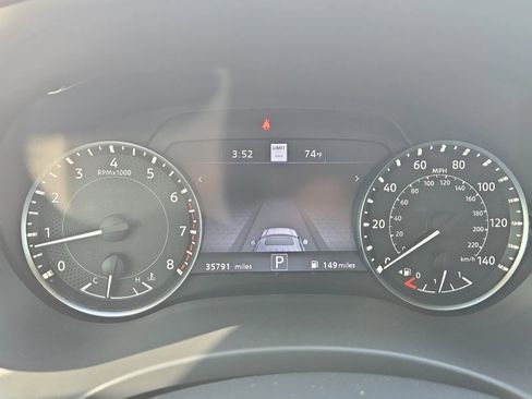 Used 2023 Nissan Armada Platinum RWD image 25