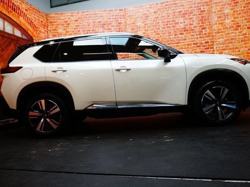 Certified 2023 Nissan Rogue SL AWD/4WD image 5