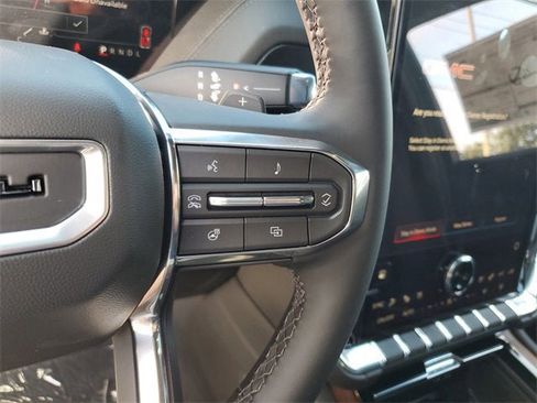 New 2026 GMC Yukon XL Denali image 27