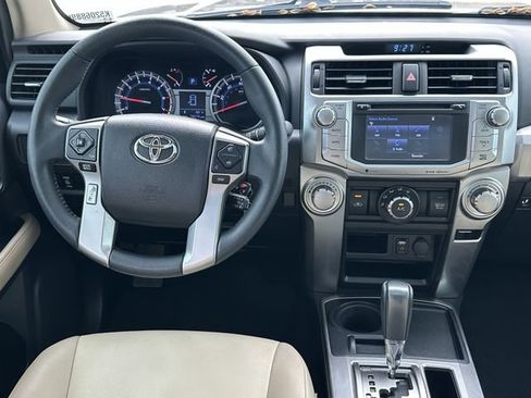 Used 2019 Toyota 4Runner SR5 Premium RWD image 10