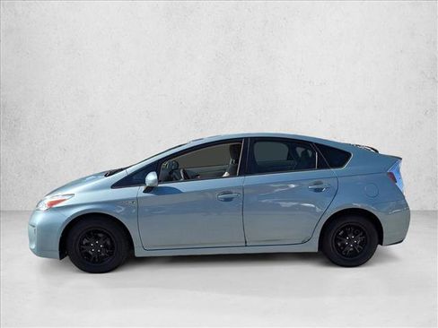 Used 2015 Toyota Prius Two image 8