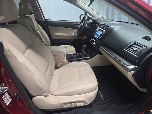 Used 2018 Subaru Outback 2.5i Limited image 5