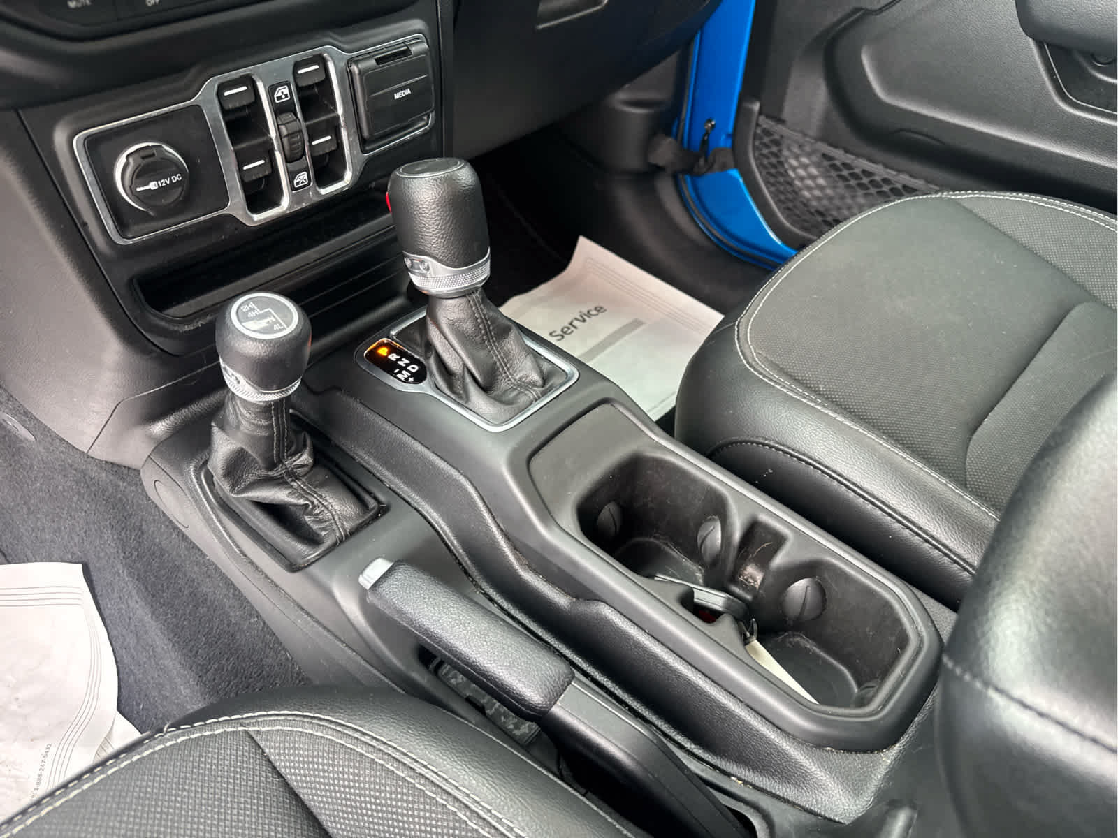 Used 2023 Jeep Gladiator Sport AWD/4WD image 32