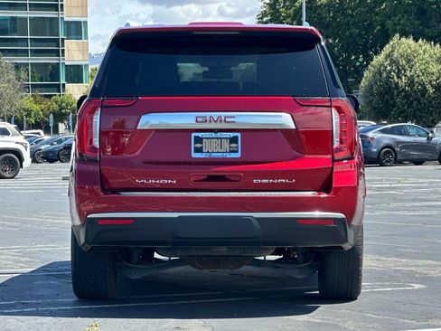 Used 2024 GMC Yukon Denali AWD/4WD image 5