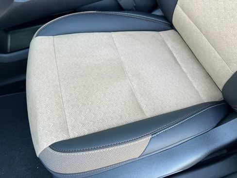 New 2026 Chevrolet Equinox ACTIV AWD/4WD image 11