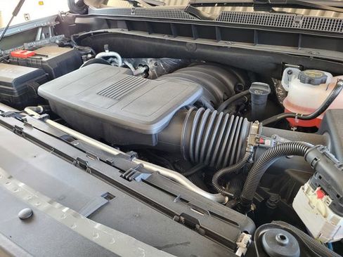 Used 2025 Chevrolet Tahoe Premier AWD/4WD image 27