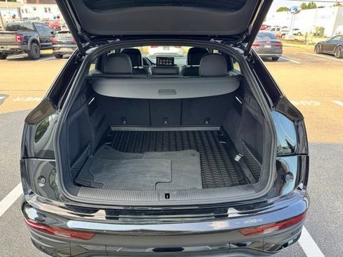 Certified 2023 Audi Q5 2.0T Premium Plus w/ Premium Plus Package AWD/4WD image 18