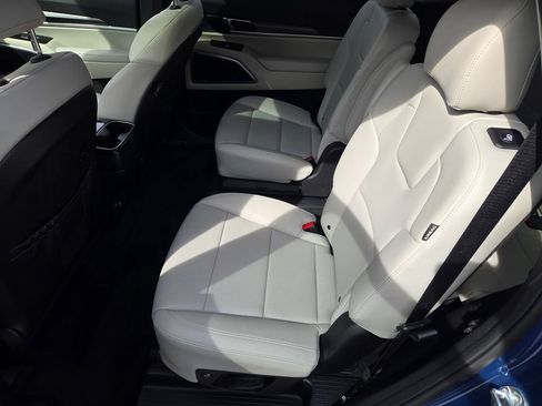 Used 2024 Kia Telluride S w/ S Sunroof Package AWD/4WD image 27