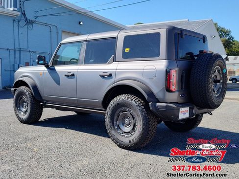 New 2025 Ford Bronco Badlands w/ Matte Film Protection Package AWD/4WD image 3