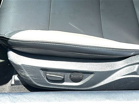 Used 2024 Ford Mustang Premium RWD image 15