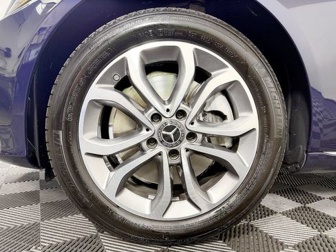 Used 2018 Mercedes-Benz C 300 4MATIC Sedan image 24