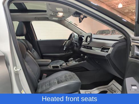 Used 2024 Mitsubishi Outlander SE AWD/4WD image 9