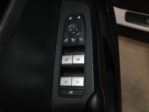 Used 2025 Mitsubishi Outlander SE AWD/4WD image 6