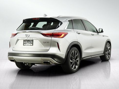 Used 2021 INFINITI QX50 Autograph AWD/4WD image 5