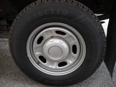 Used 2016 Ford F250 XL image 24