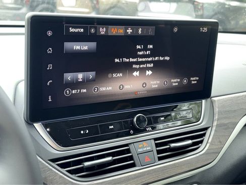 New 2025 Nissan Altima 2.5 SV w/ SV Premium Package image 7