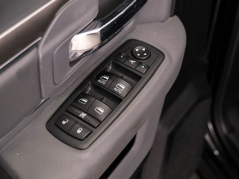 Used 2017 RAM 1500 Lone Star AWD/4WD image 37