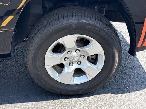 Used 2021 RAM 1500 Big Horn AWD/4WD image 10