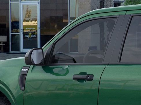 New 2025 Ford Maverick XLT w/ XLT Luxury Package image 21