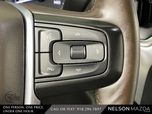 Used 2020 GMC Sierra 1500 SLT w/ SLT Premium Package image 28