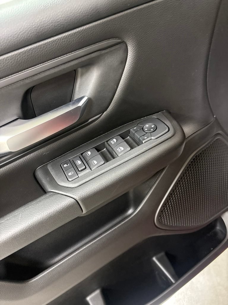New 2026 RAM 1500 Express AWD/4WD image 17