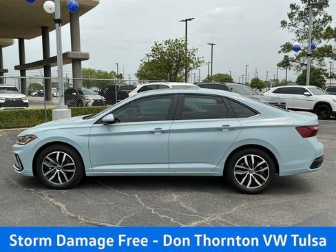 New 2026 Volkswagen Jetta SE FWD image 6