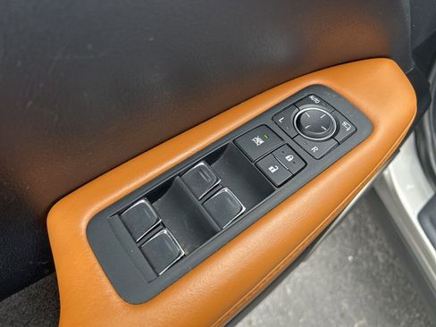 Used 2021 Lexus RX 350L FWD w/ Premium Package image 16