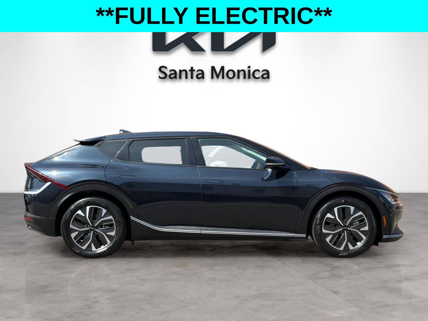 Used 2023 Kia EV6 Light RWD image 7