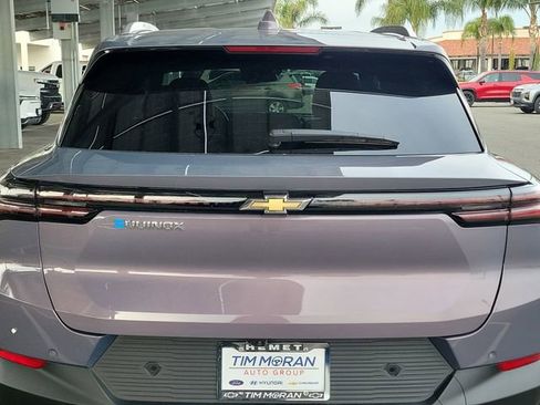 New 2026 Chevrolet Equinox EV LT FWD image 19