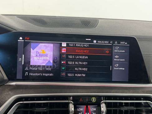 Used 2022 BMW X5 sDrive40i w/ M Sport Package image 27