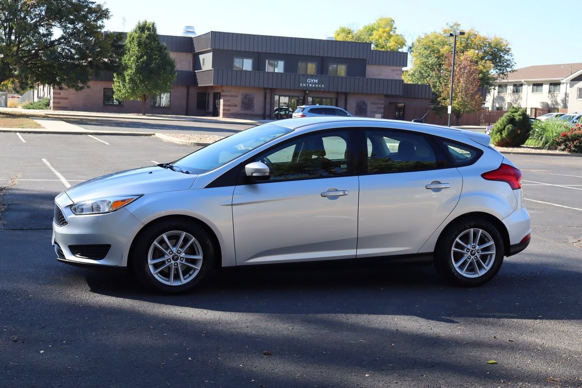 Used 2018 Ford Focus SE w/ Cold Weather Package FWD image 10