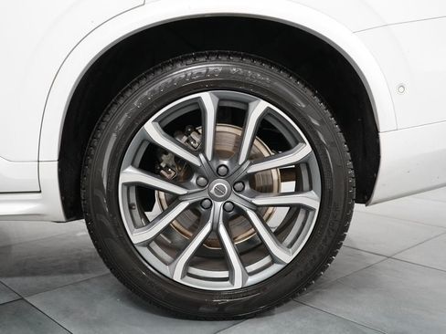 Used 2019 Volvo XC90 T6 Momentum w/ Advanced Package AWD/4WD image 37