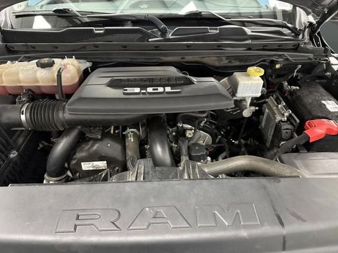 Used 2022 RAM 1500 Laramie image 39