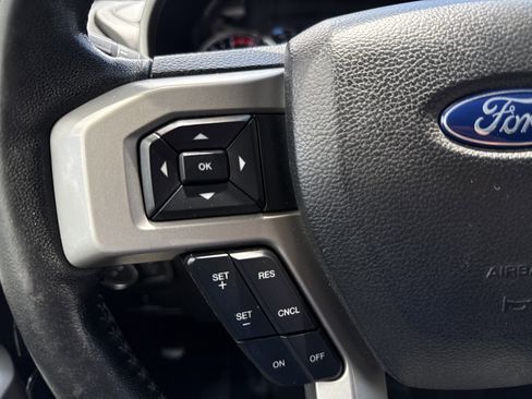 Used 2019 Ford F350 Lariat w/ Camper Package AWD/4WD image 20