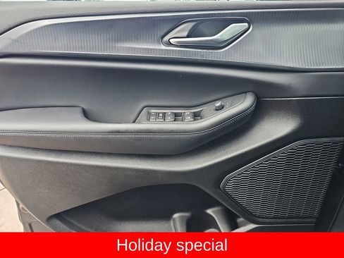 New 2025 Jeep Grand Cherokee Laredo w/ Luxury Tech Group I image 26