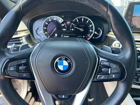 Used 2017 BMW 540i xDrive AWD/4WD image 28