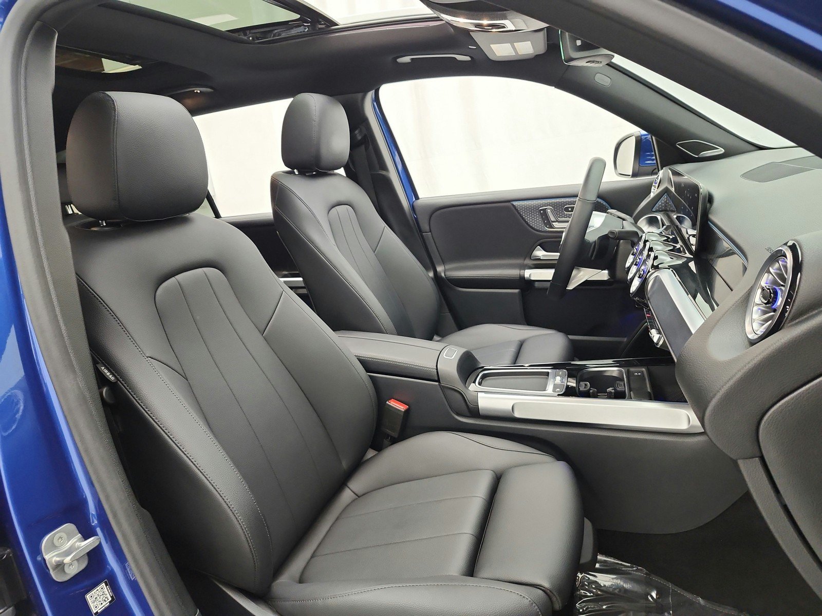 Used 2024 Mercedes-Benz GLB 250 4MATIC image 20