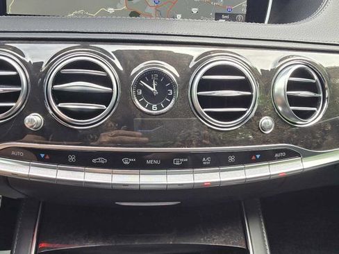 Used 2016 Mercedes-Benz S 550 Sedan image 21