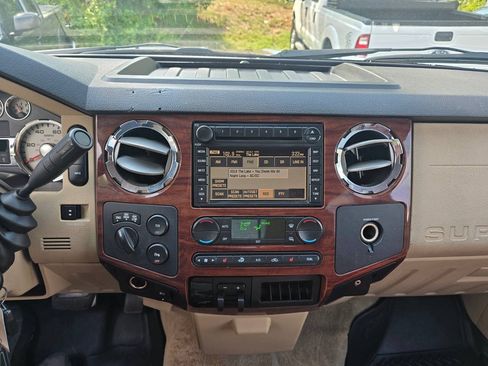 Used 2008 Ford F350 Lariat AWD/4WD image 26