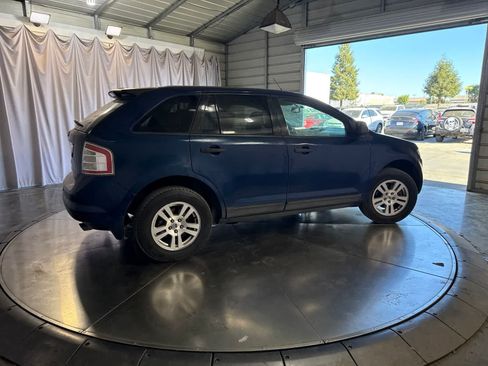 Used 2010 Ford Edge SE FWD image 4